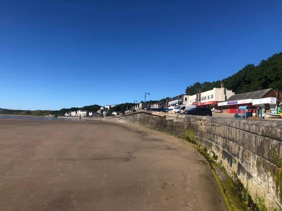 Banks View, Spacious Modern Apartment In Filey. Экстерьер фото